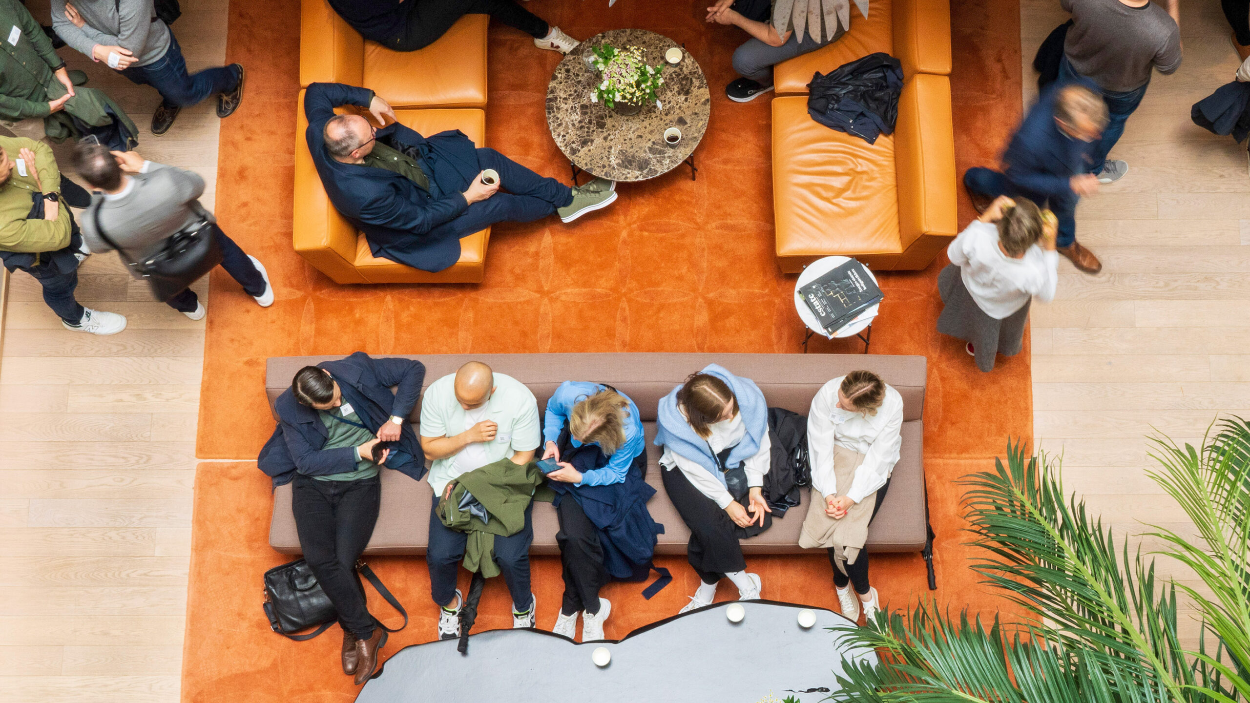 Bilde: Hallvard Barca Hjetland fra These Ways presenterer rapporten for Bergen Næringsråd